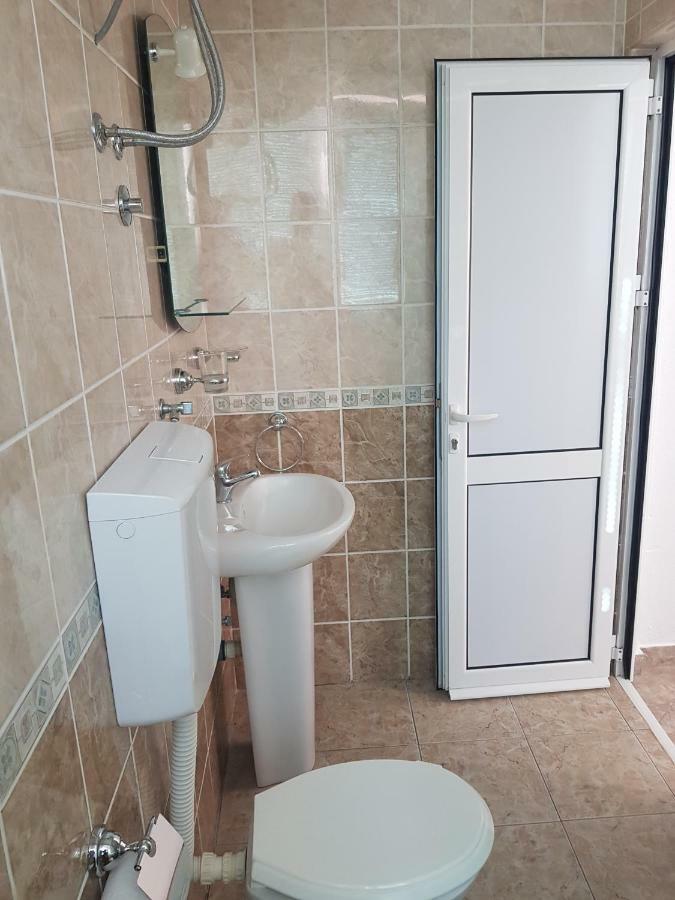 Hotel Dana تْساني المظهر الخارجي الصورة